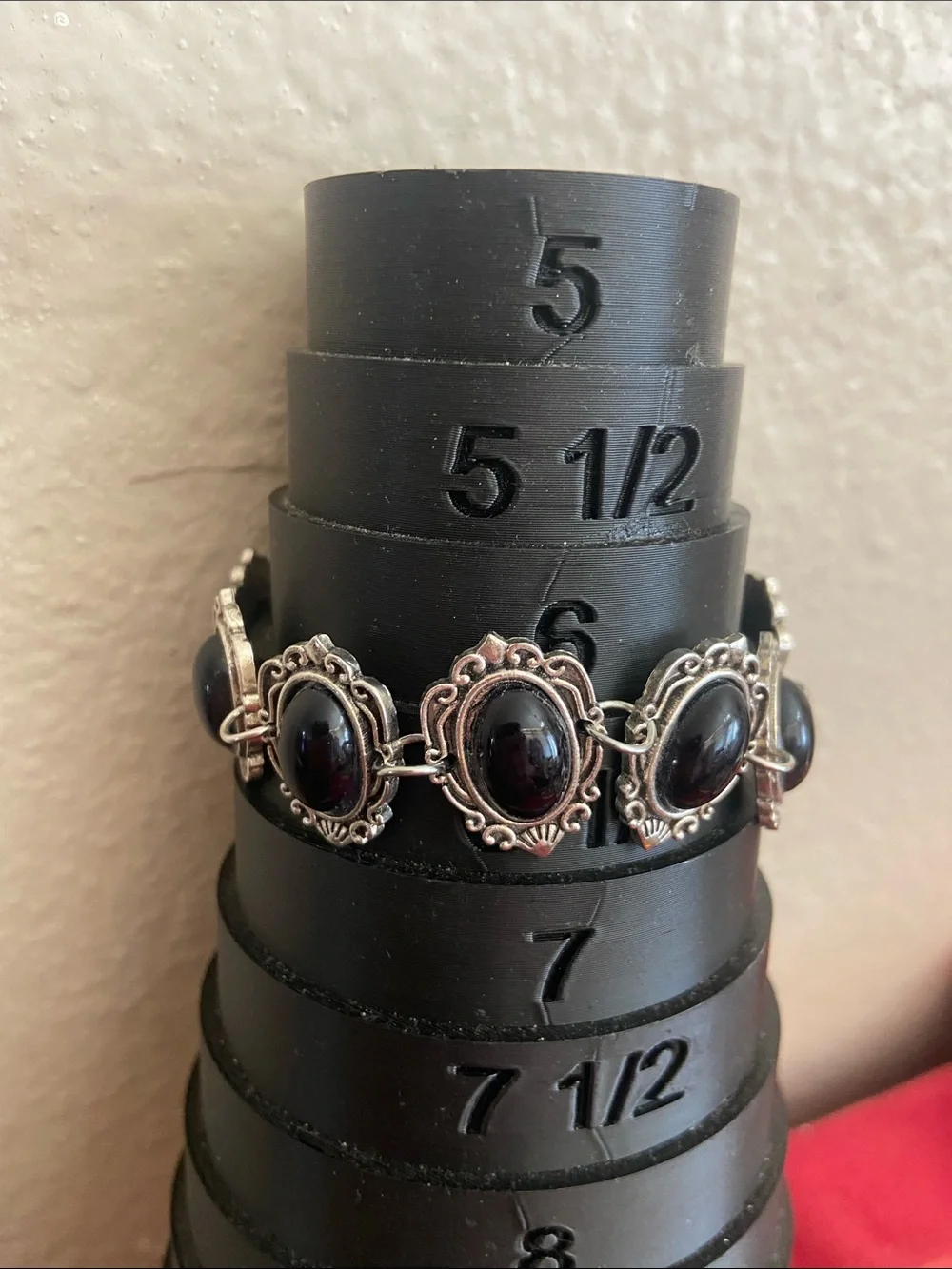 5/$10❤️❤️❤️NEW Gothic Style Black Resin Cabochons Bracelet